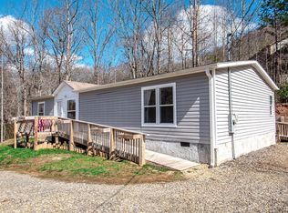 10 Friendship Ln, Blairsville, GA 30512