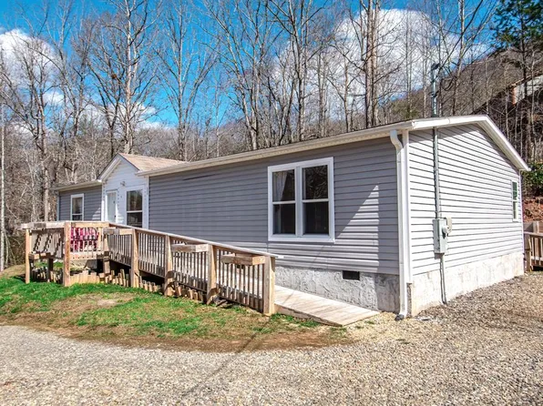 10 Friendship Ln, Blairsville, GA 30512