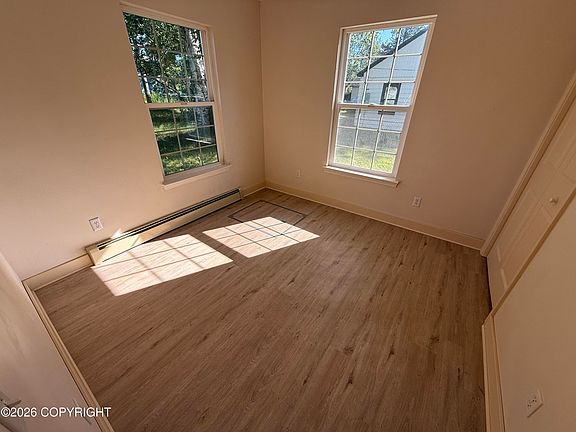 5th image of 2207 Lincoln Ave