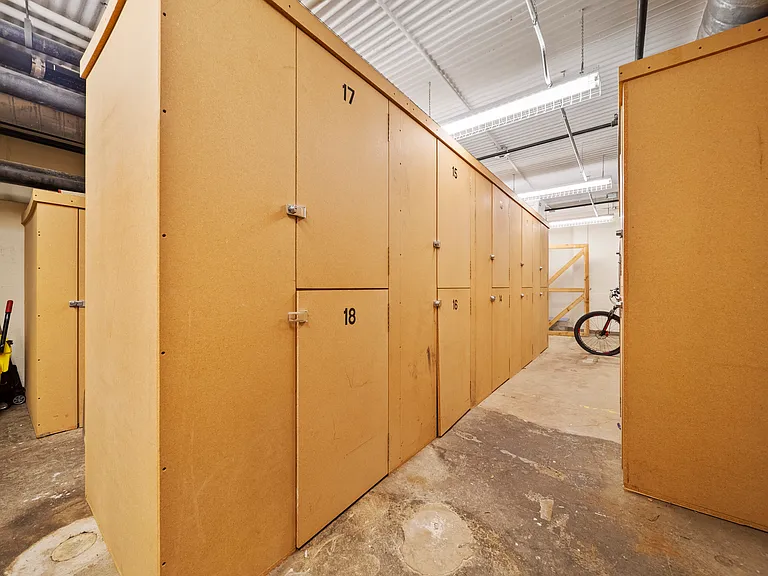 24 Cobblestone Ln — Photo 15