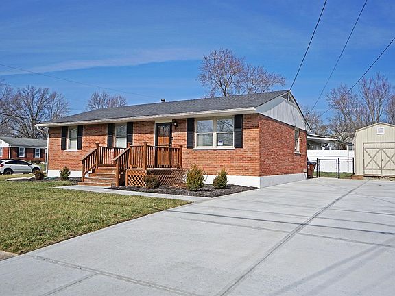 2nd image of 490 Odin Dr