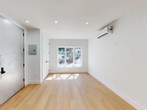 1914 Avenue J image 1 of 5