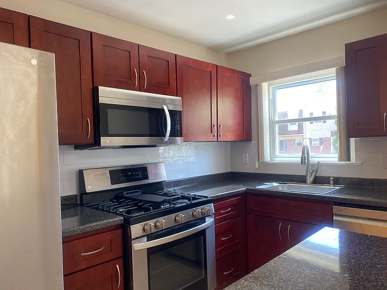 1549 Stoney Ln #A — Photo 8