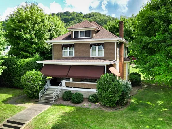 783 Fifth St, New Martinsville, WV 26155