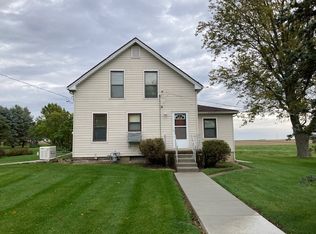 5804 Academy St, Lostant, IL 61334