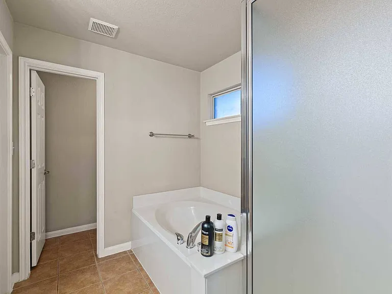 9424 Morgan Creek Dr — Photo 24