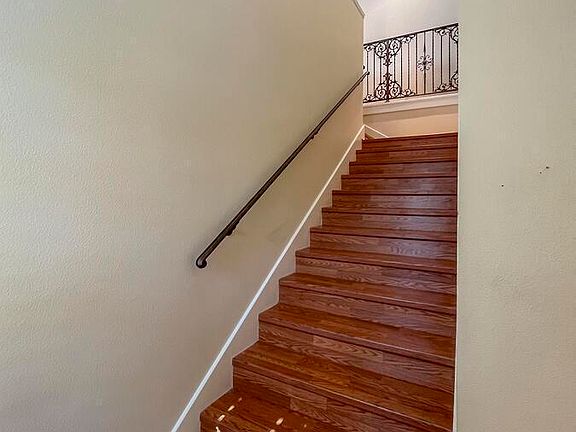 3rd image of 7436 Botanica Pkwy