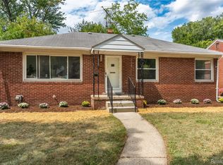 23561 Norwood Ave, Oak Park, MI 48237