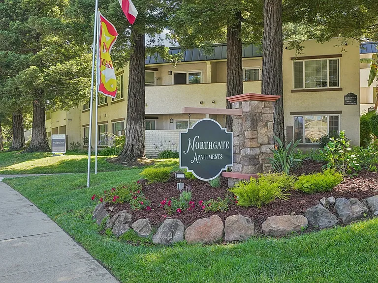 Northgate Apartments — Photo 16