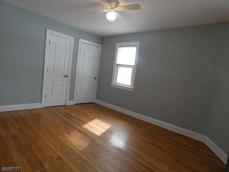 672 Mount Hope Ave #4 — Photo 9