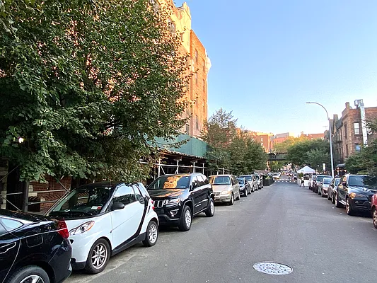 Rented by Compass | media 8