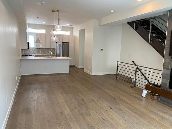 2nd image of 4040 W. 16th Ave.