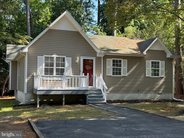 7 Edgewood Dr, Ocean Pines, MD 21811
