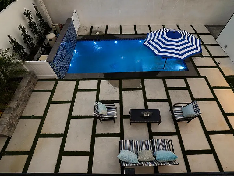 5202 Avenida Oriente — Photo 4