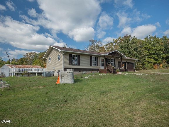 4th image of 535 Dove Rd