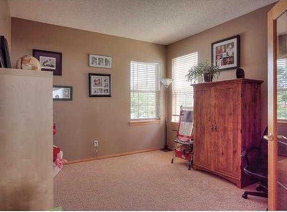 5th image of 3941 Garland Ln N