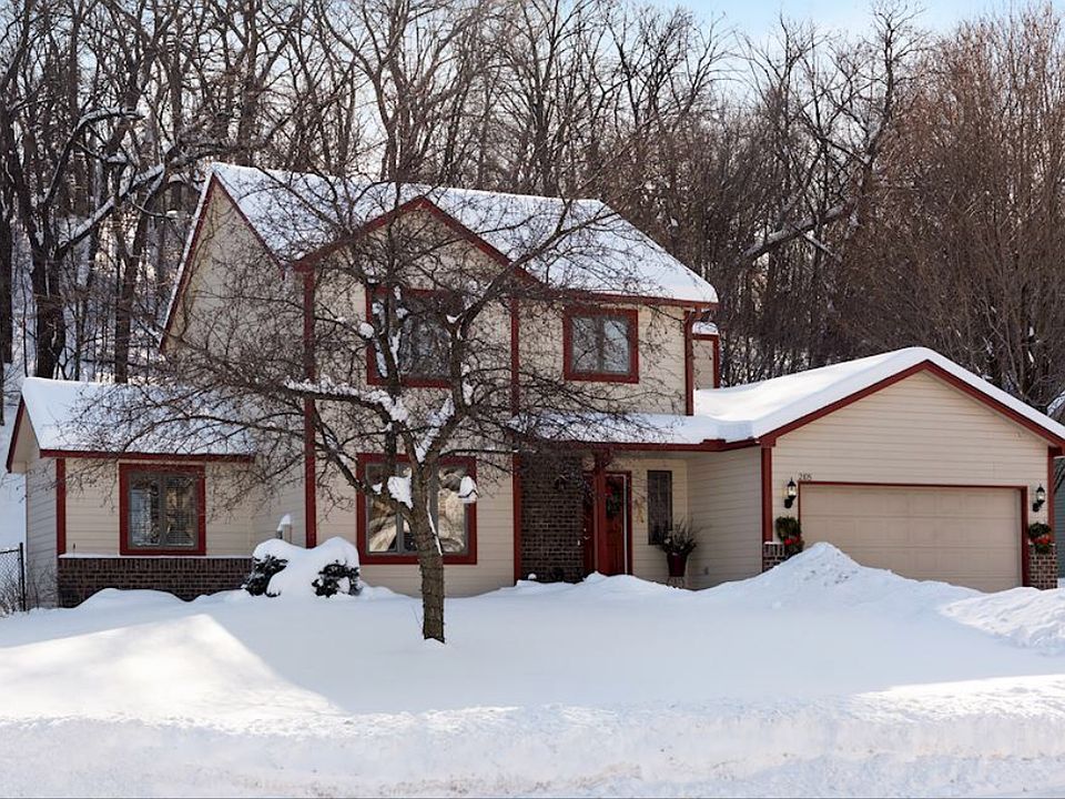 2nd image of 2105 Eagle Bluff Cir