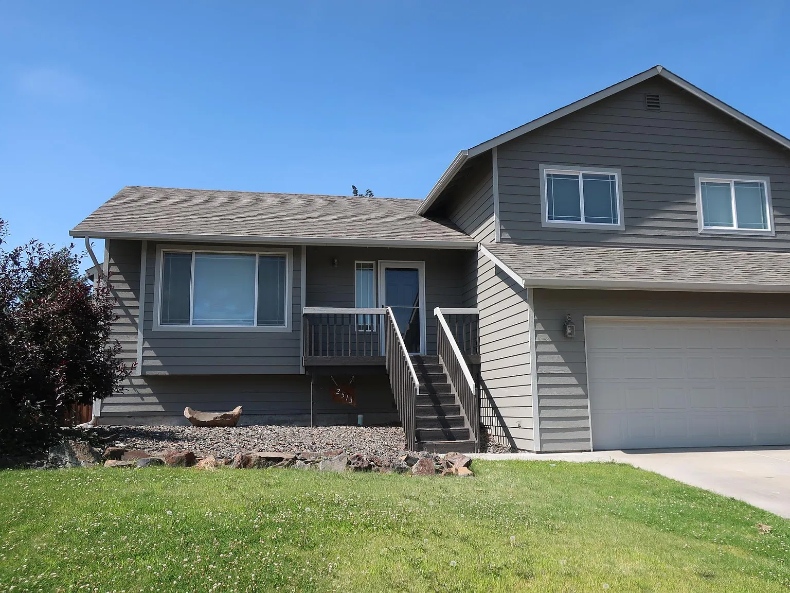 3 bed, 2.5 bath, 1600 sqft, $2,600 — Photo 1