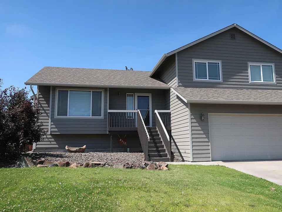 2513 Aviation Dr