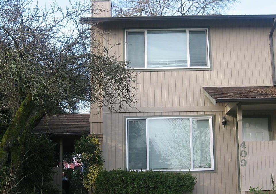 1st image of 409 Thomas St NW