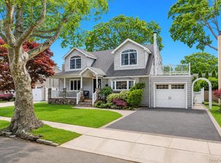 263 Charles Avenue, Massapequa Park, NY 11762