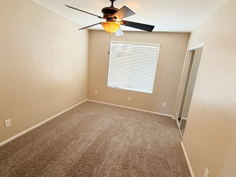 44989 W Woody Rd — Photo 12