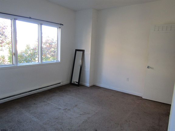5th image of 114 N Mississippi Ave 3-unit 3RDFLOOR