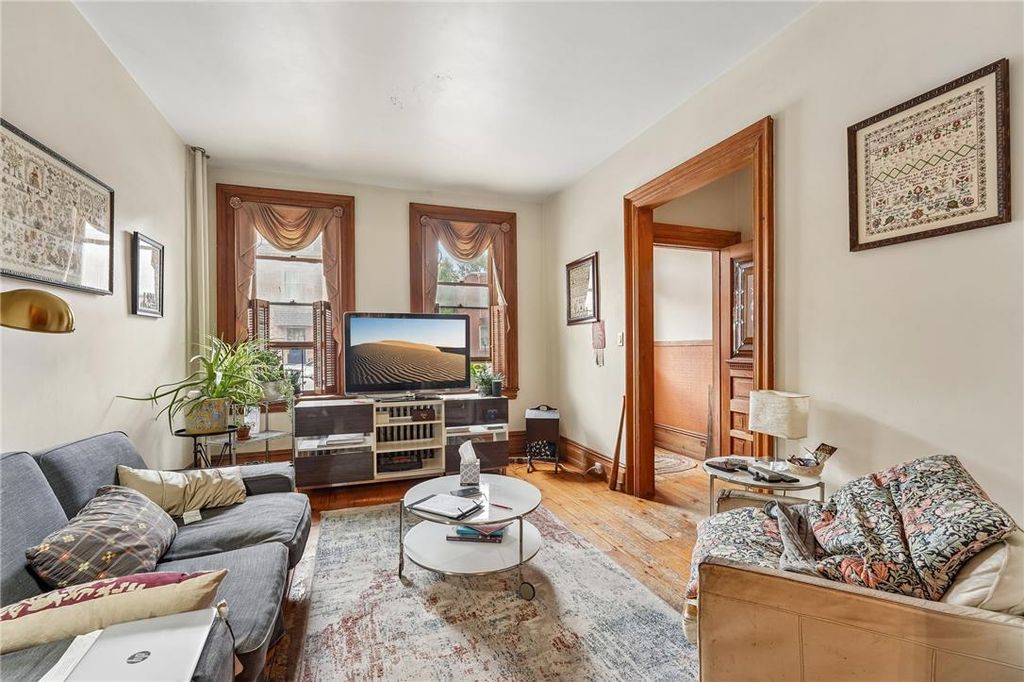 Apartment in Allentown, Old Allentown Historic District, Lehigh - View 5