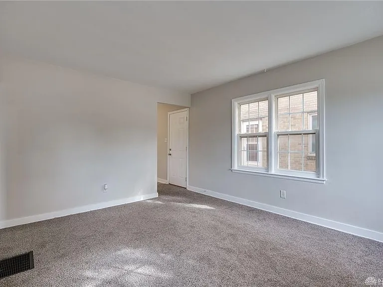 337-339 Wayne Dr #379 — Photo 6