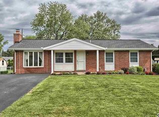 345 Bolton Ave, Carlisle, PA 17013
