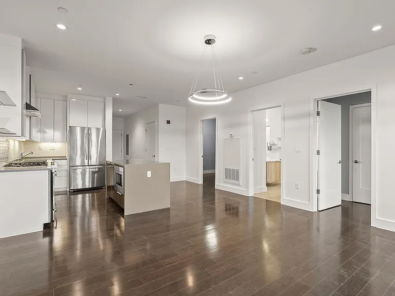 33 B St #108 — Photo 3