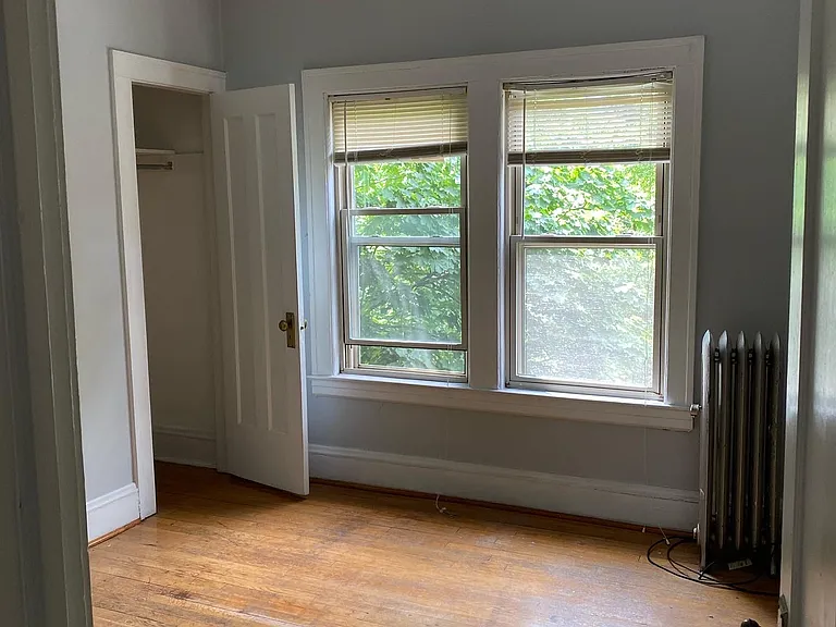 2588 Mayfield Rd #11 — Photo 2