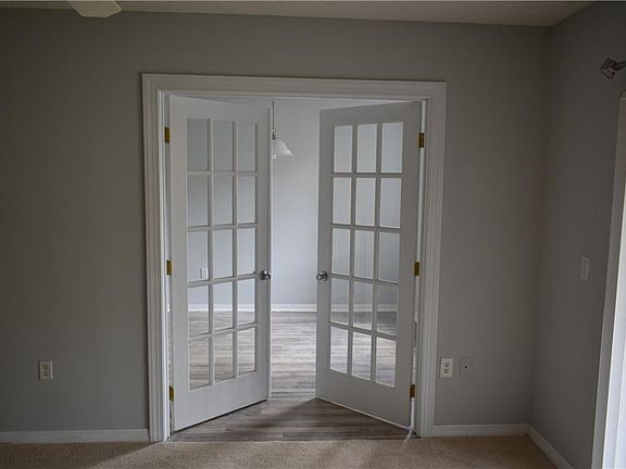 5th image of 1650 N 42nd Cir APT 101