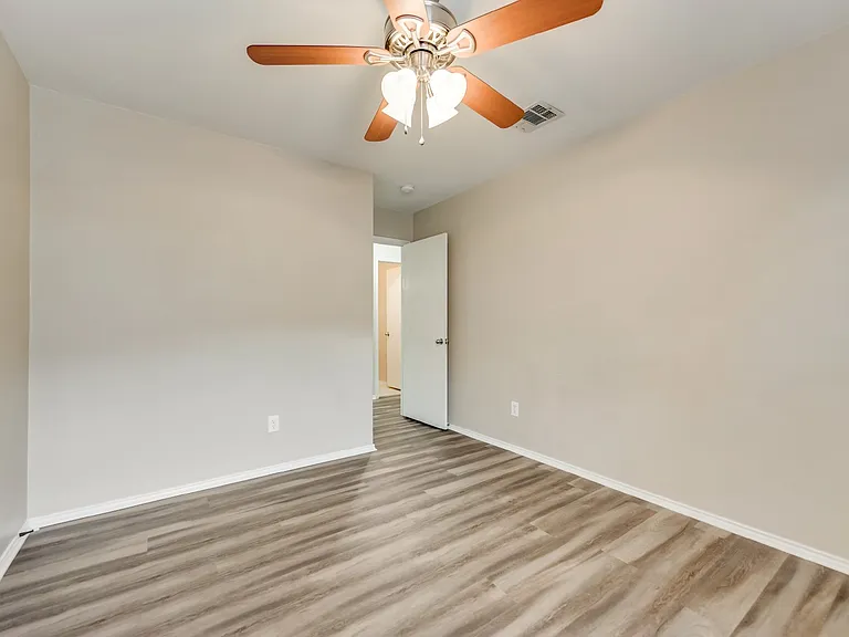 320 Tripp Trl — Photo 23