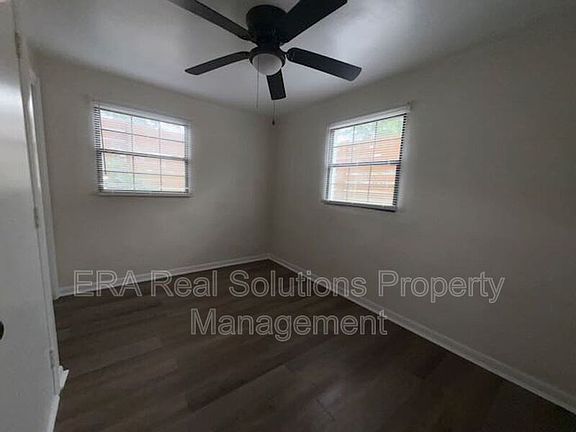 4th image of 221 Dana Ave #B