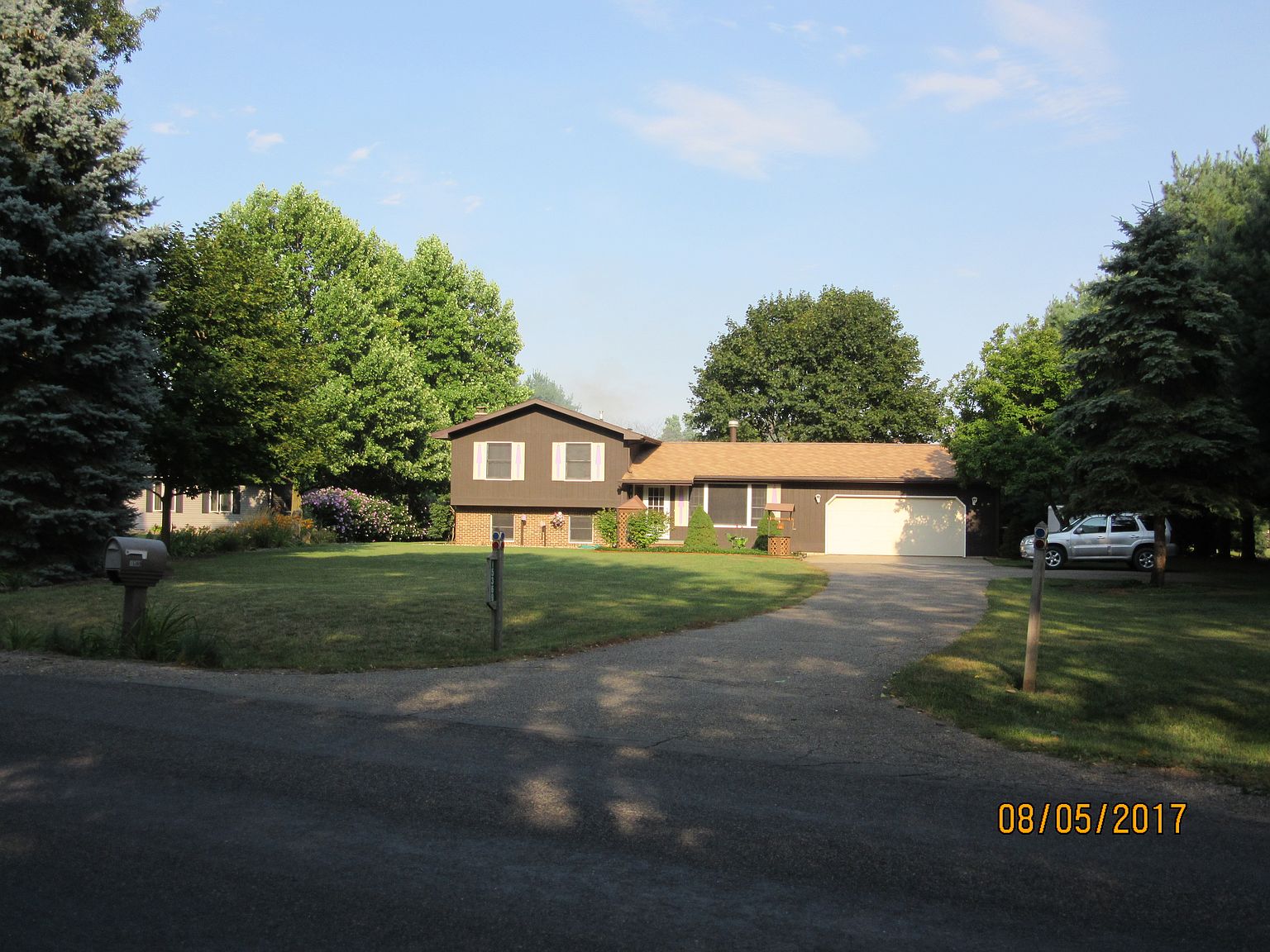 15369 Portage Rd, Vicksburg, MI 49097 | Zillow