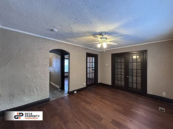 3rd image of 4233 Ellenwood Ave #104