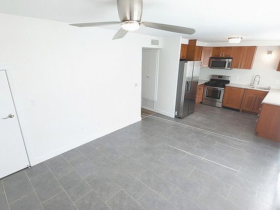 4th image of 10809 Escobar Dr