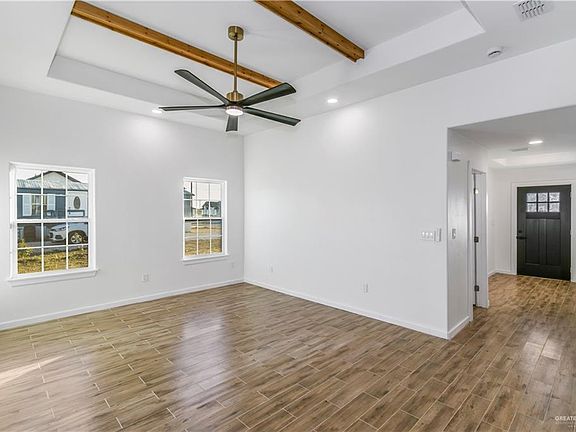 3rd image of 2309 Victoriano St