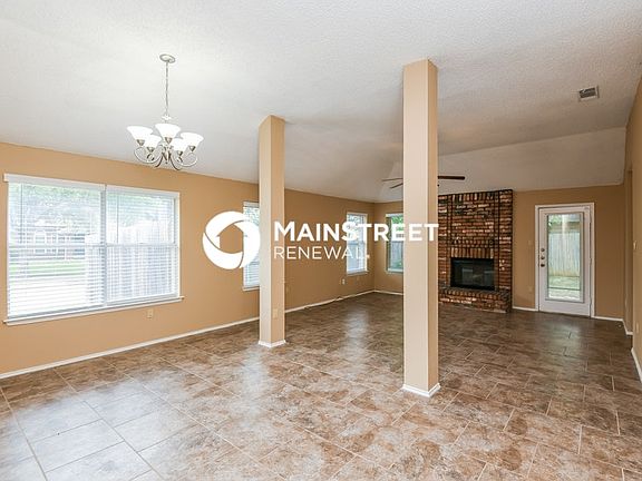 4th image of 2951 Seguin Trl