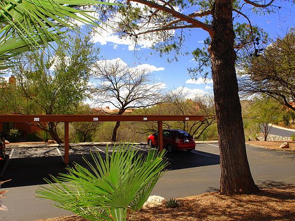 4th image of 5051 N Sabino Canyon Rd