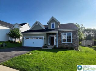 133 Oakwood Dr, Whitehall, PA 18052