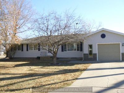 316 N Derby Ave, Giltner, NE, 68841