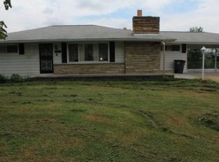 306 Kaywood Ave, Mt Carmel, TN 37645