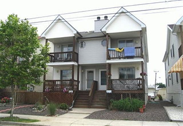 1st image of 325 Simpson Ave