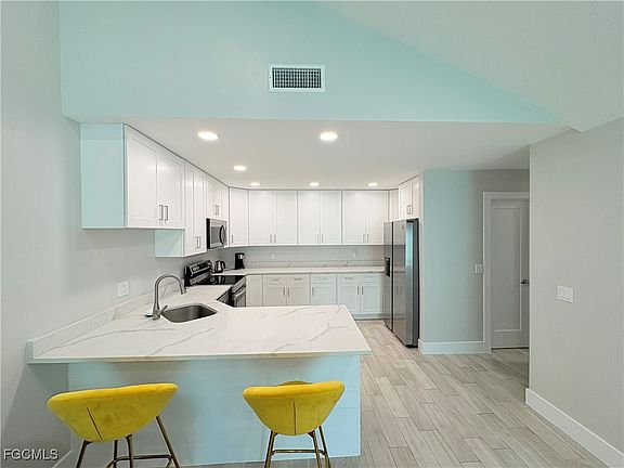 2nd image of 6342 Royal Woods Dr