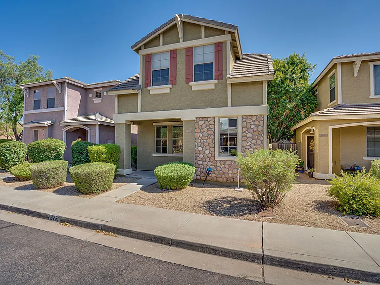 3-web-or-mls-Done Exterior-41_08052024