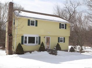 453 Old Post Rd, Tolland, CT 06084