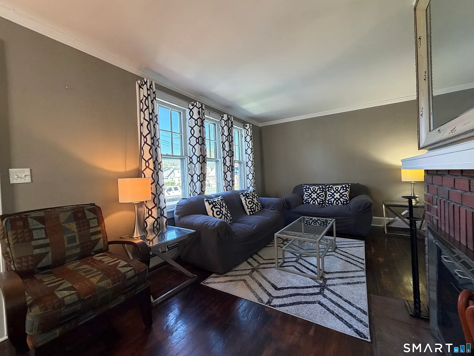 3 bed, 2.5 bath, 1553 sqft, $4,000 — Photo 4