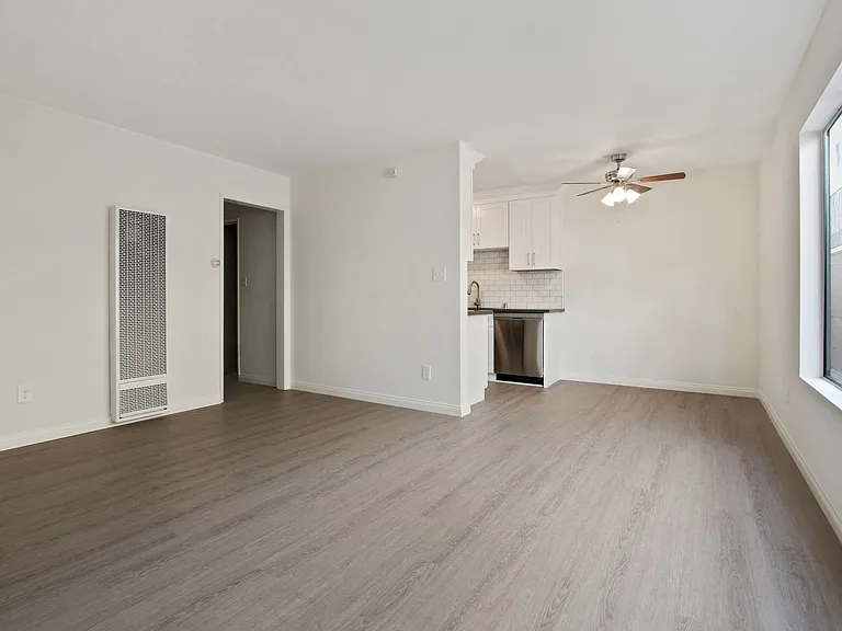 848 7th Street in Santa Monica - steps to Montana Ave! — Photo 8